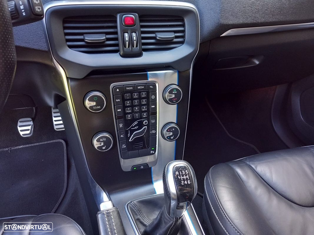 Volvo V40 1.6 D2 R-Design Momentum - 20