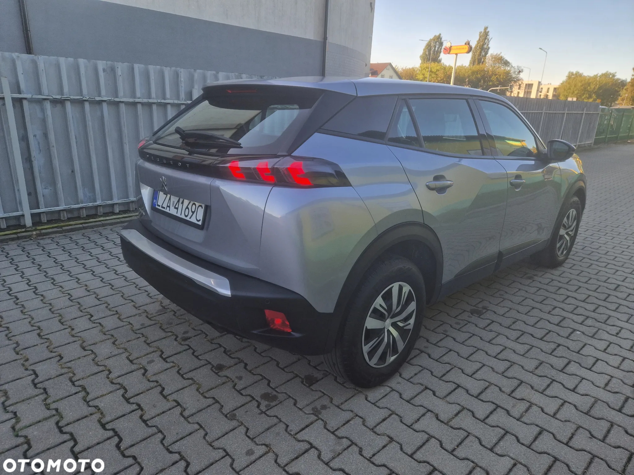Peugeot 2008 PureTech 100 Allure - 8
