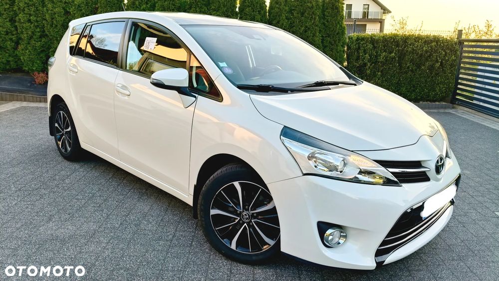 Toyota Verso 1.8 Multidrive Edition - 1