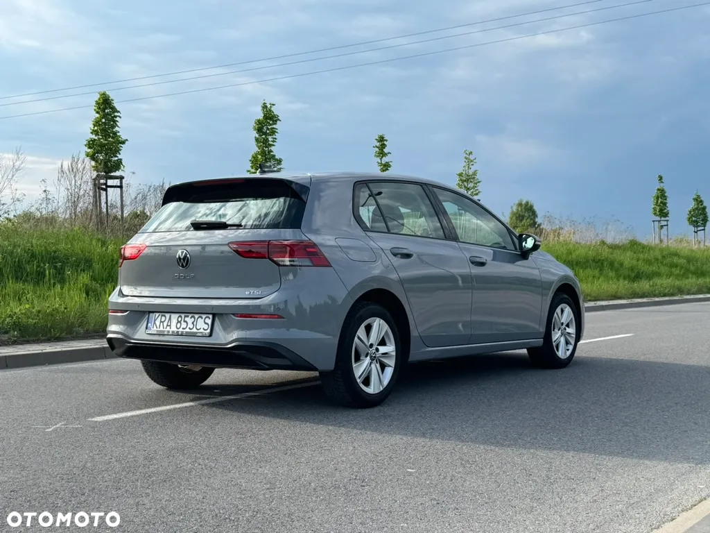 Volkswagen Golf - 9