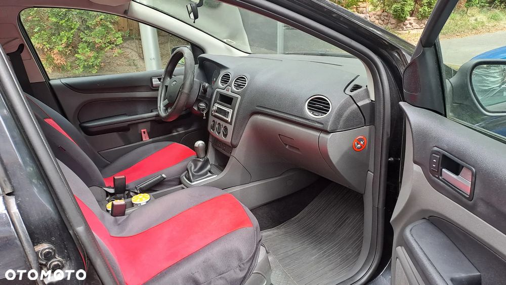 Ford Focus - 8