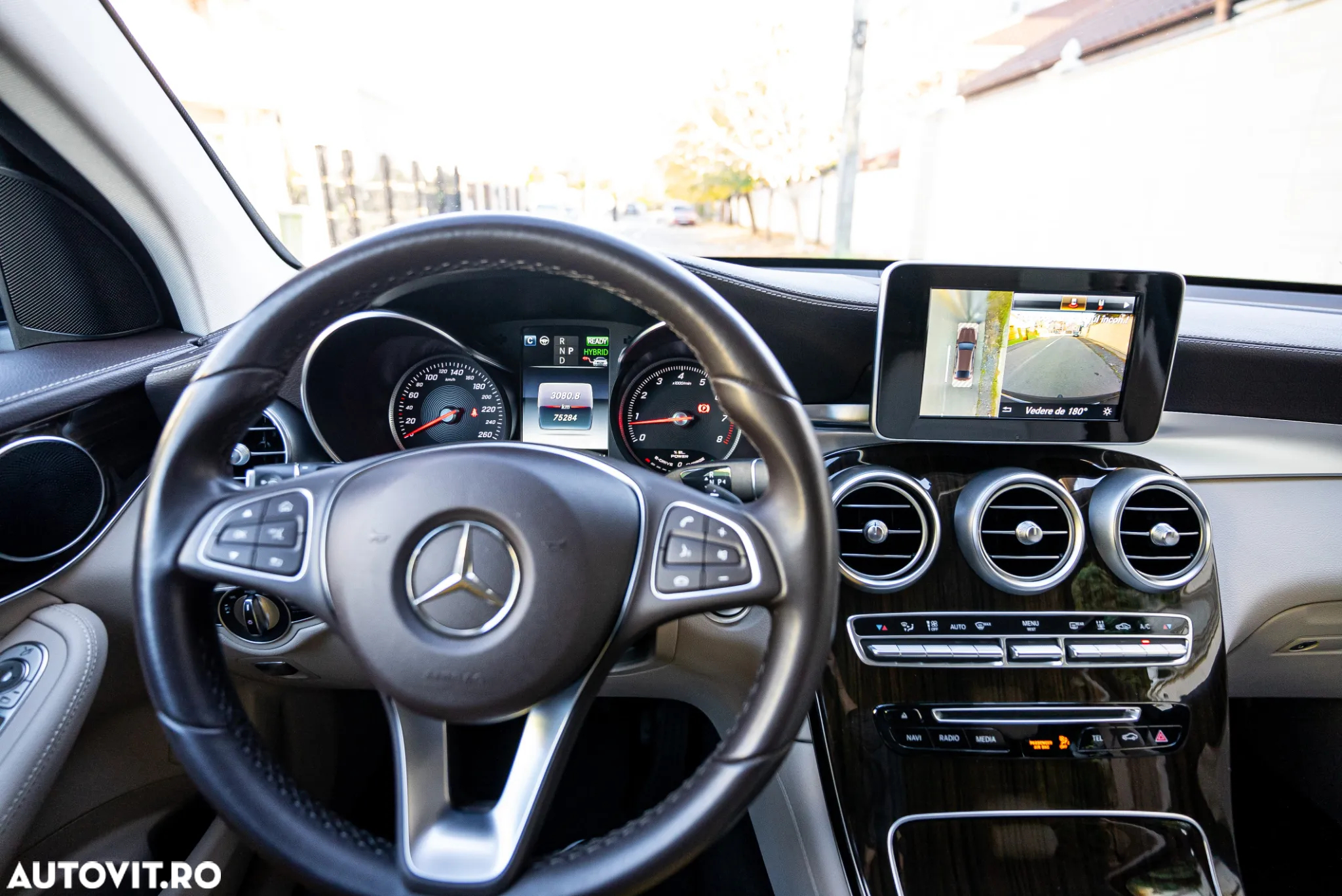 Mercedes-Benz GLC 350 e 4Matic 7G-TRONIC Exclusive - 29