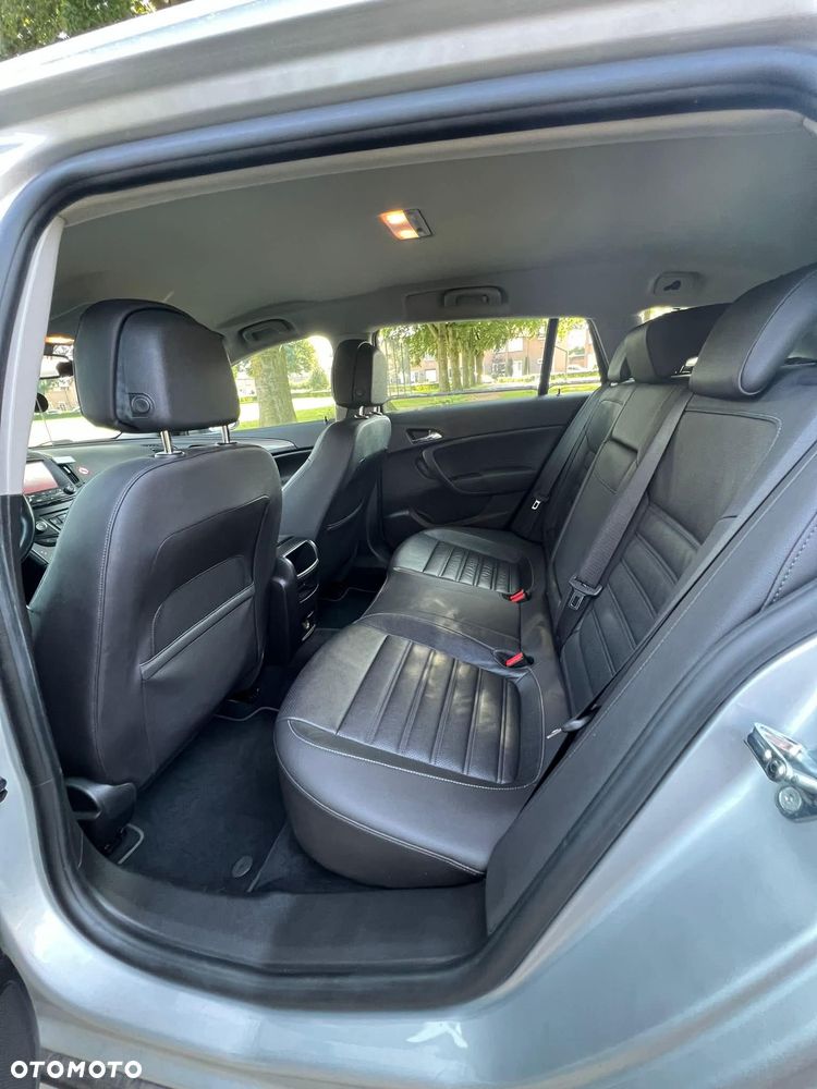 Opel Insignia - 4
