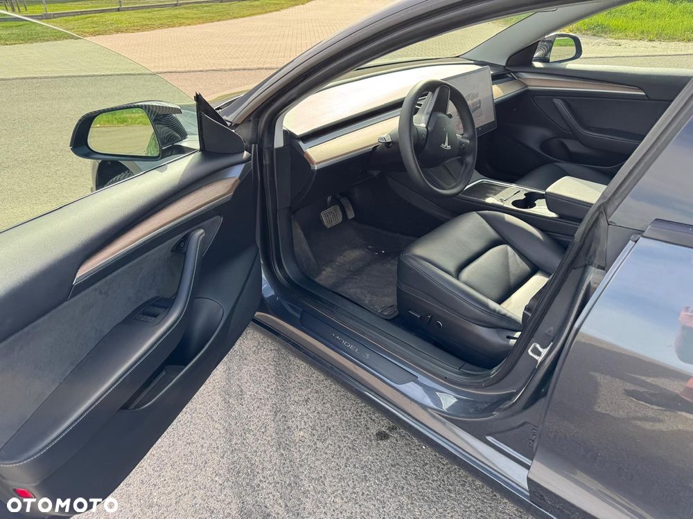 Tesla Model 3 Standard Hinterradantrieb - 11