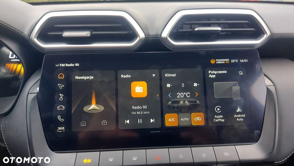 MG ZS Hybrid+ - 9