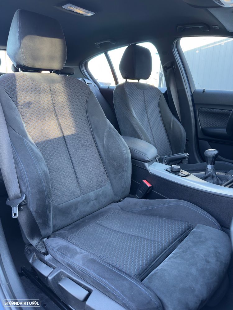 BMW 118 d Pack M - 19