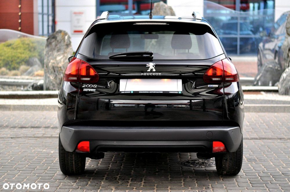 Peugeot 2008 1.2 Pure Tech GPF Style - 35