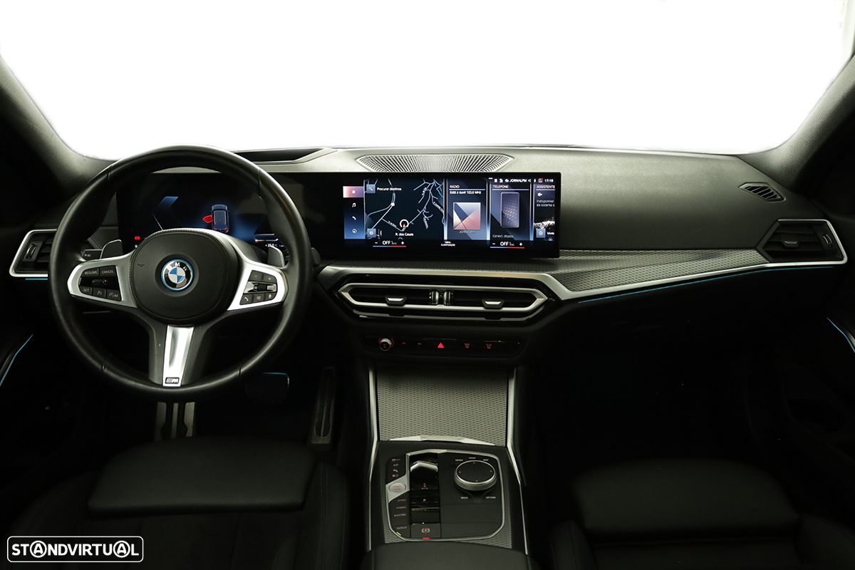 BMW 330 e Touring Pack M Auto - 6