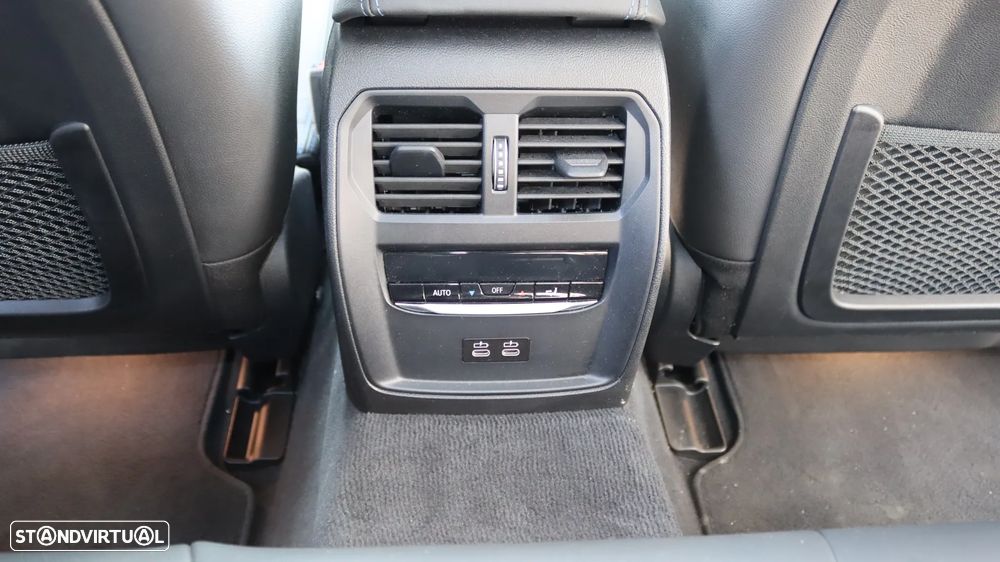 BMW i4 eDrive40 Pack Desportivo M Pro - 16