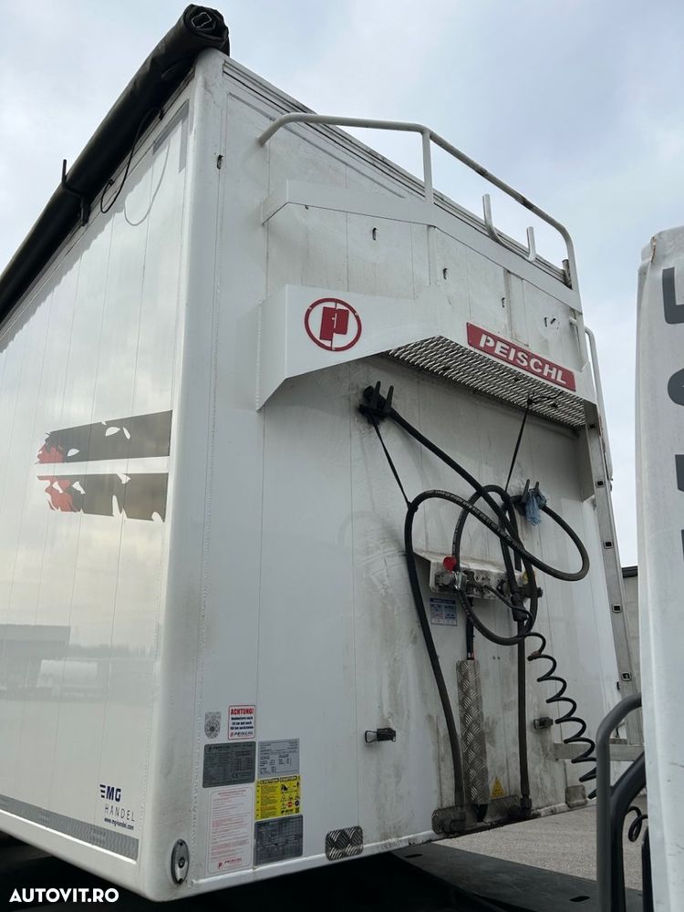 Alta Peischl, Walking floor, 2022, Jante Al, podea 10mm, factura externa - 3