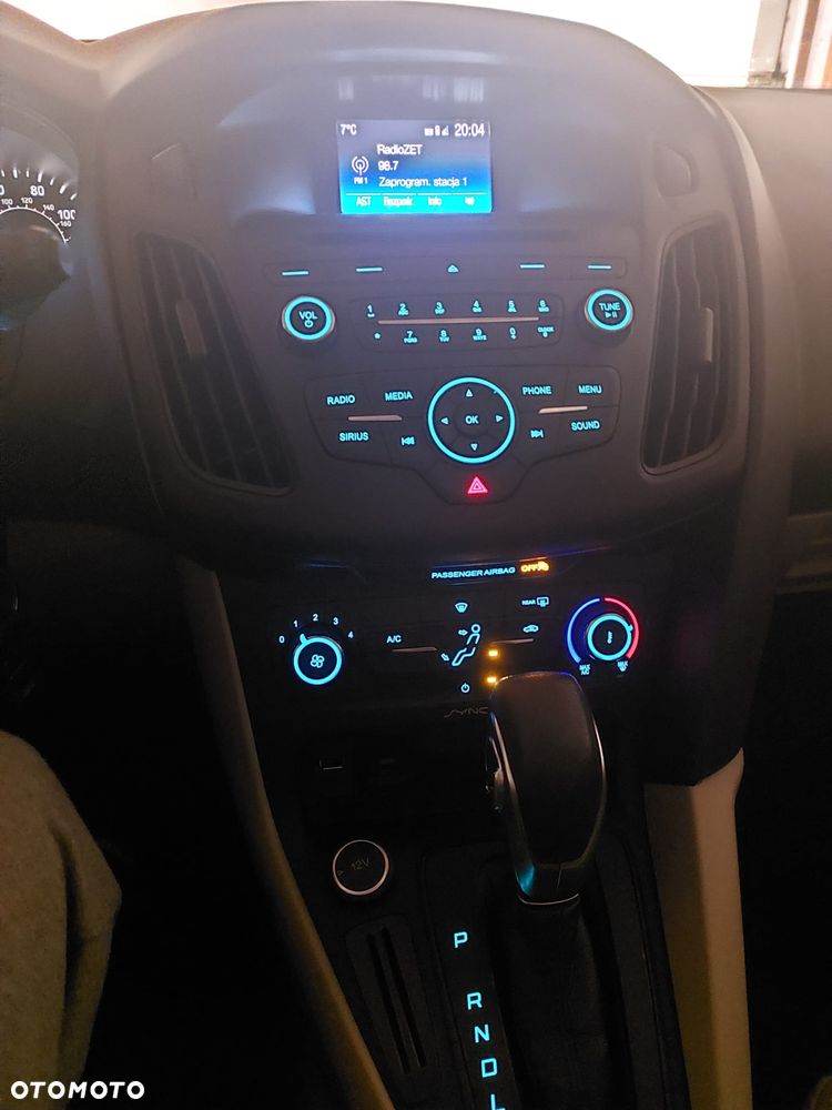 Ford Focus - 10