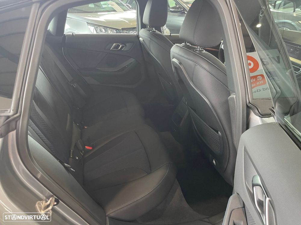 BMW 216 Gran Coupé d Pack Desportivo M - 32