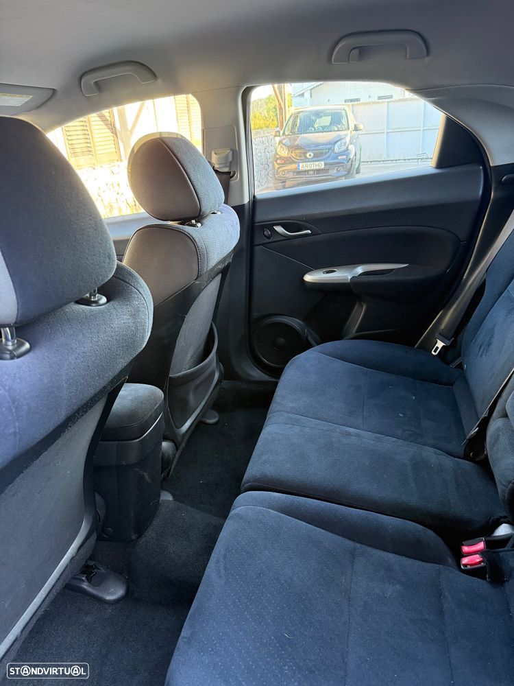 Honda Civic 1.4 Sport - 11