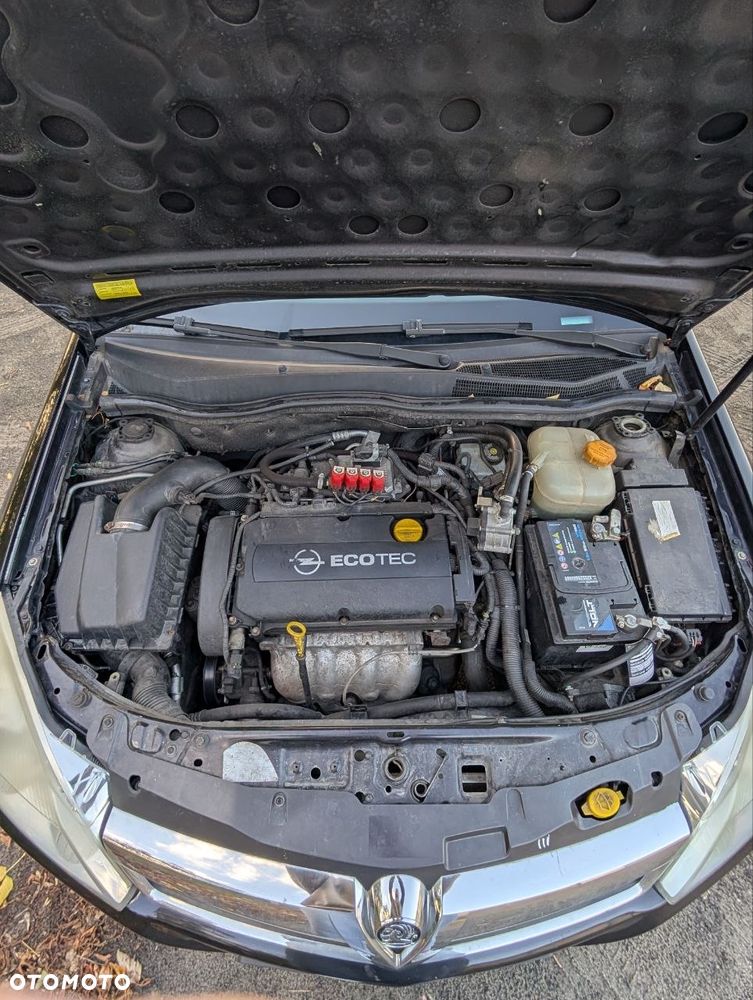 Opel Astra 1.6 Essentia - 17