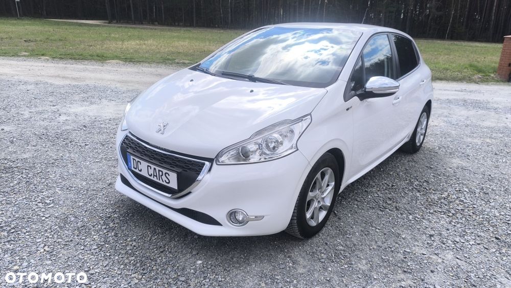 Peugeot 208 - 6
