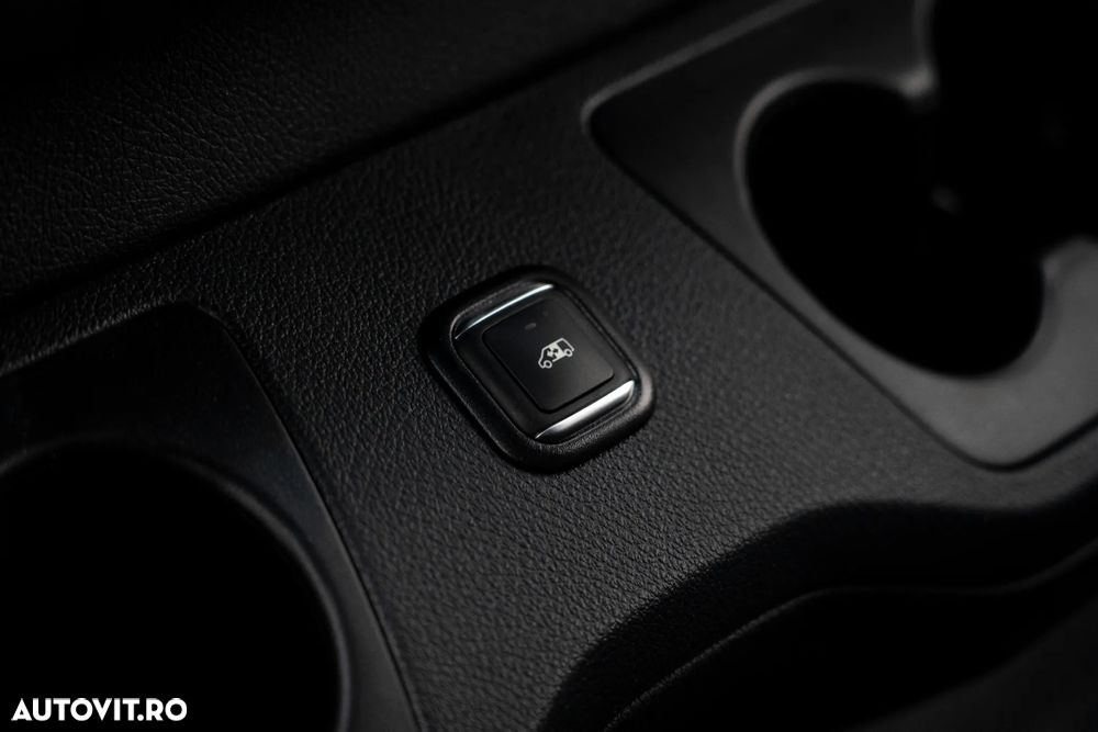 Mercedes-Benz Sprinter 319 CDI furgon - 38