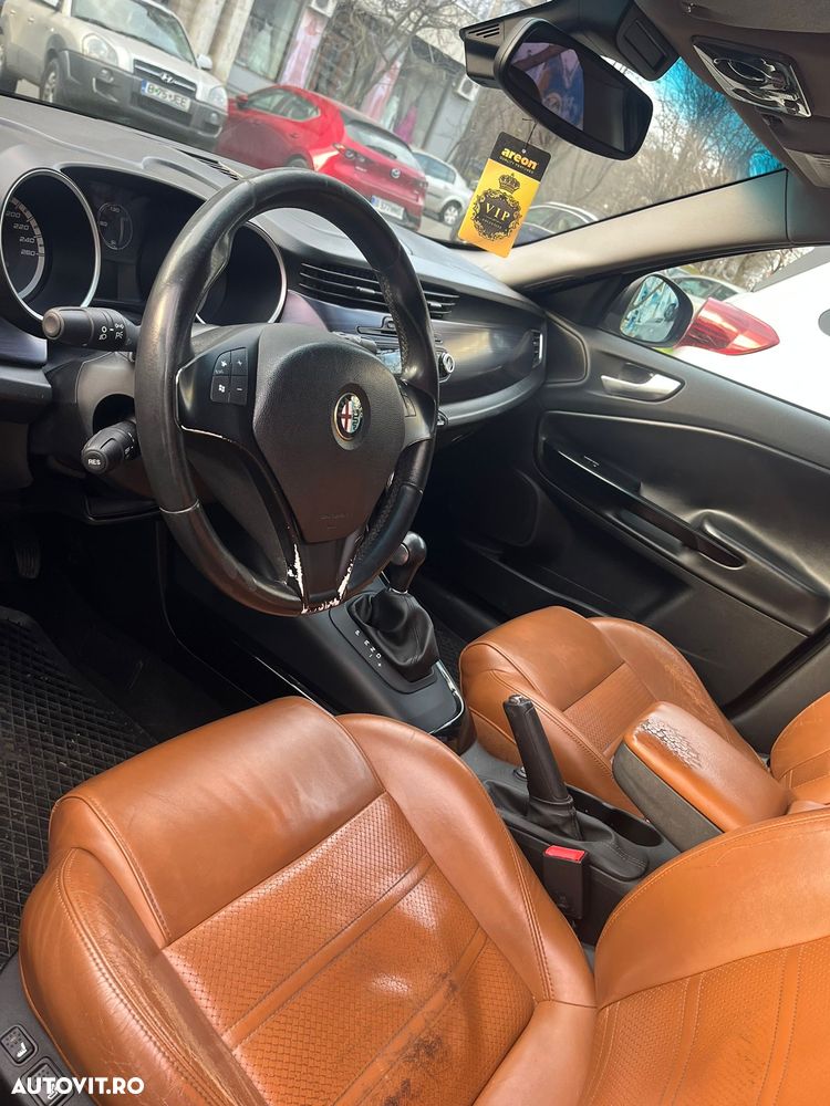 Alfa Romeo Giulietta - 8