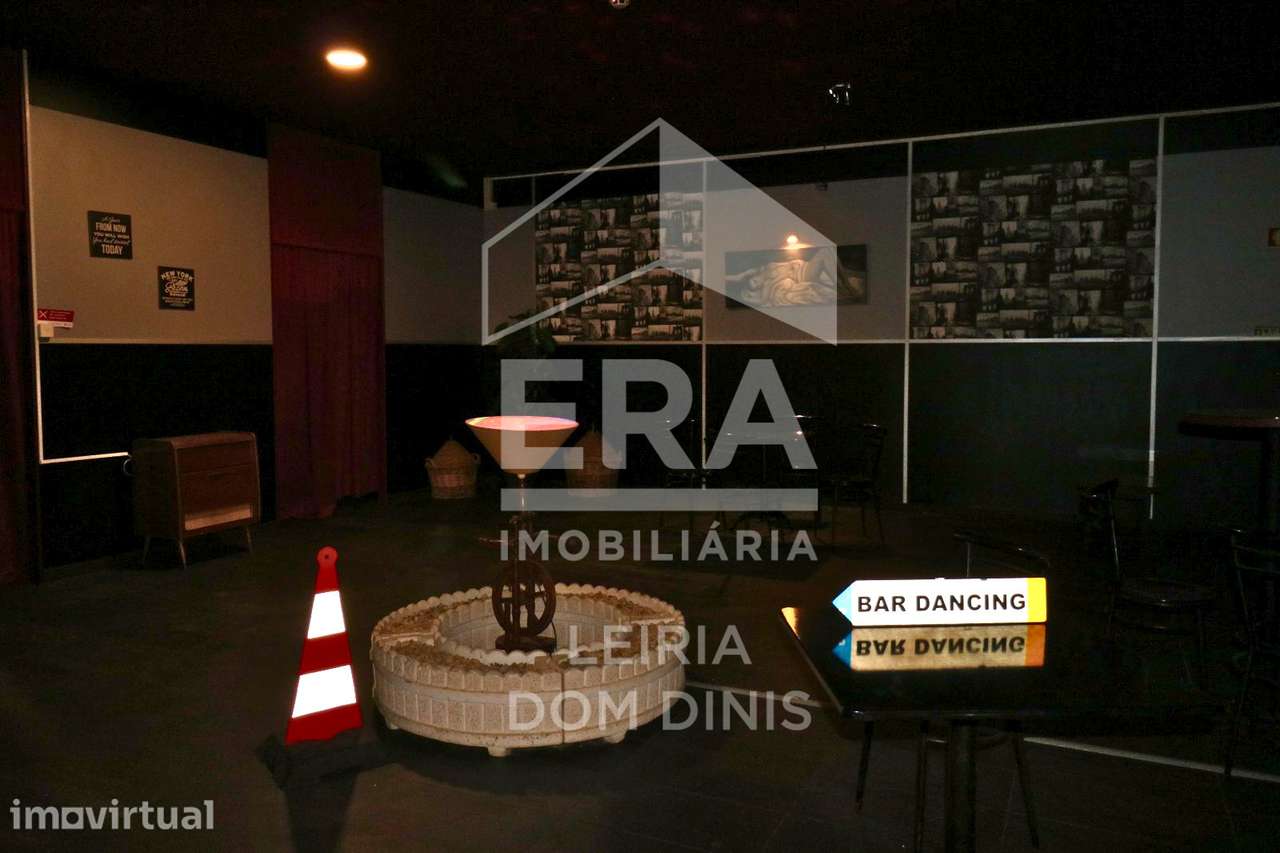 Trespasse de Bar Noturno totalmente equipado! - Grande imagem: 4/28