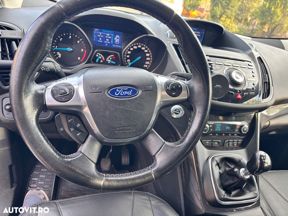 Ford Kuga 2.0 TDCi 4WD Titanium - 14