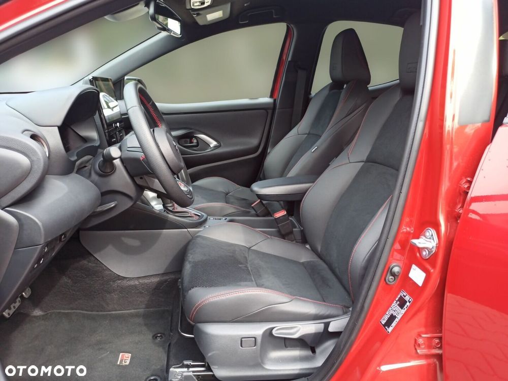Toyota Yaris - 16