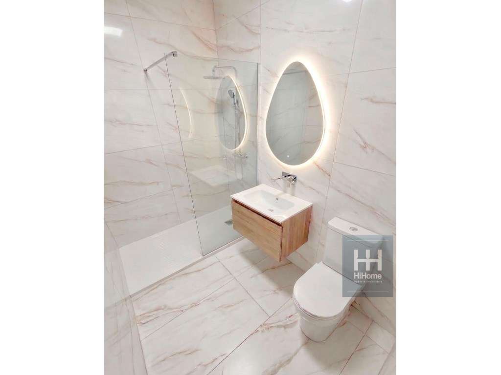 Apartamento T2 remodelado no Centro do Funchal - Grande imagem: 2/11