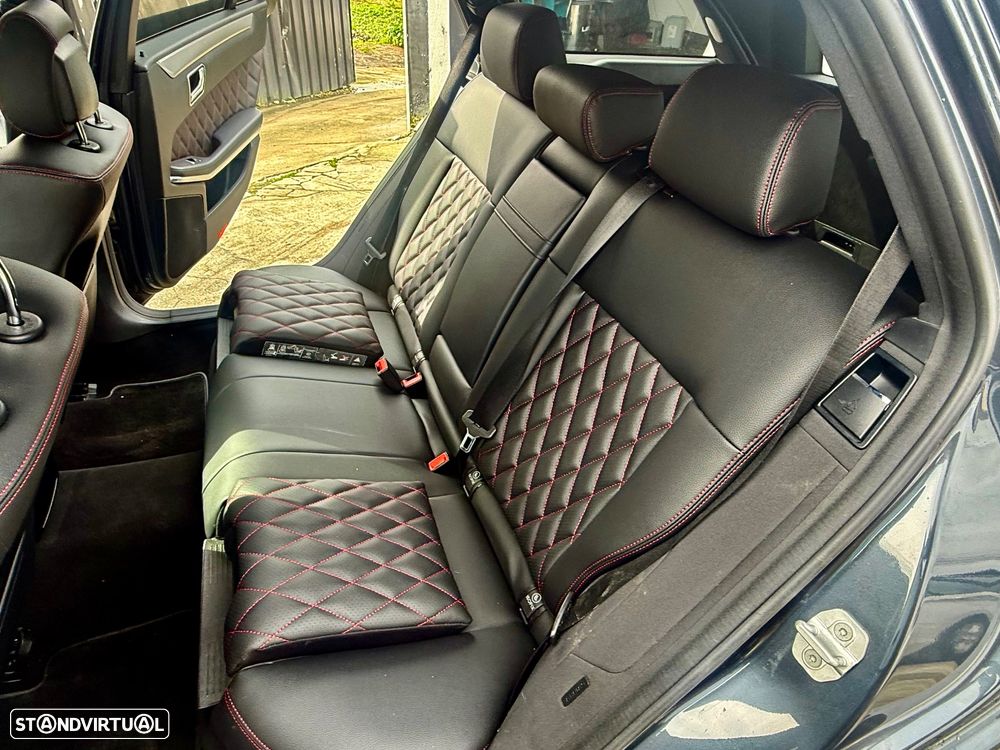 Mercedes-Benz E 220 BlueTEC Avantgarde Auto. - 17