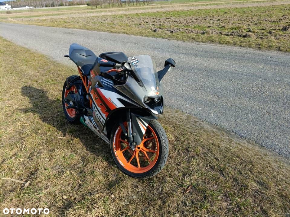 KTM RC 125 - 10