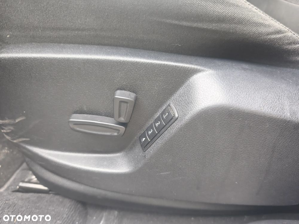 Ford Mondeo 2.0 TDCi ECOnetic Business Edition - 11