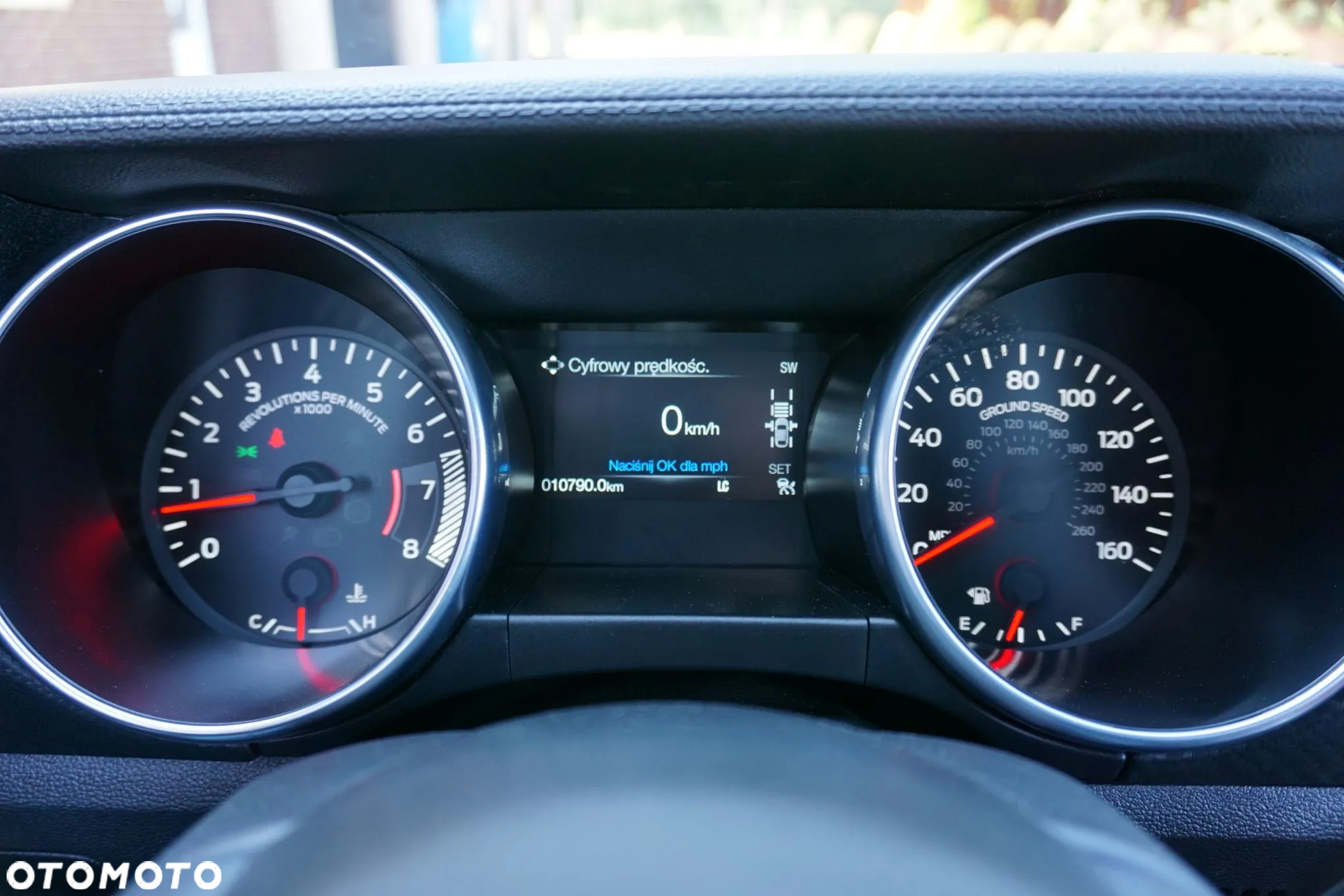 Ford Mustang Cabrio 2.3 Eco Boost - 31