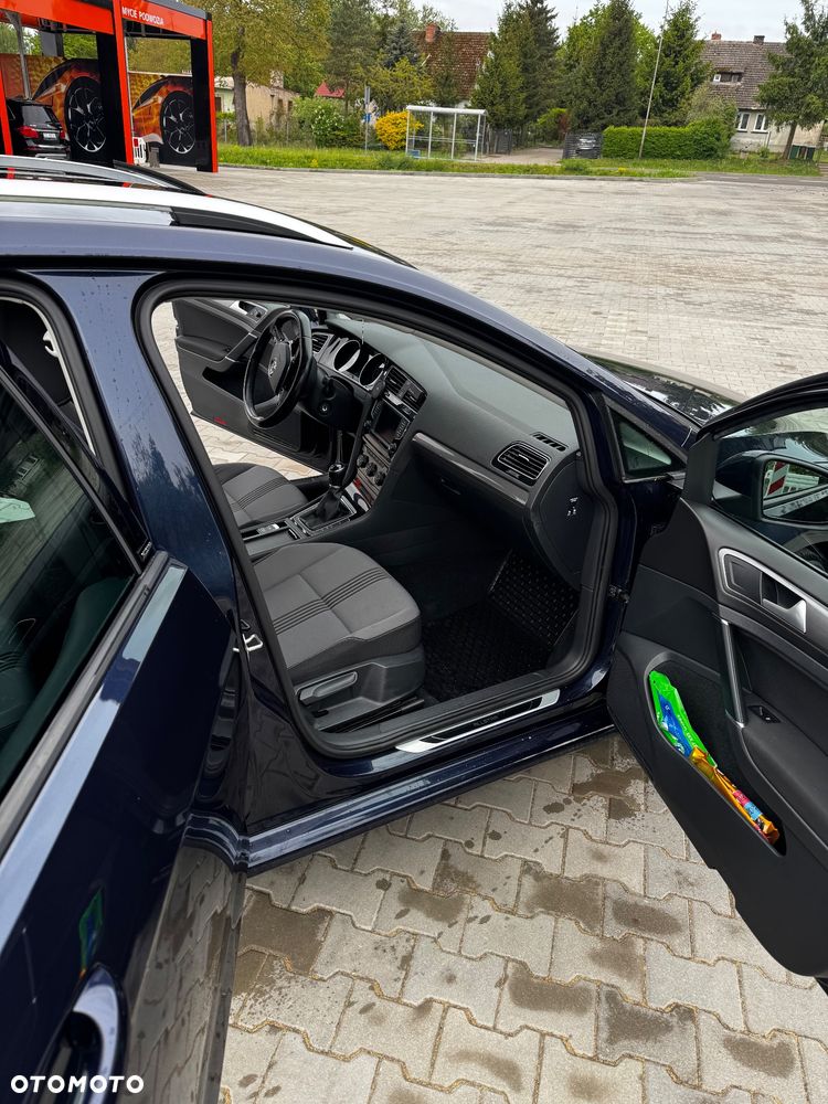 Volkswagen Golf 1.6 TDI BlueMotion Technology Allstar - 17