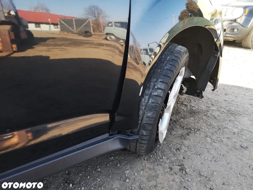 Ford C-MAX 1.6 TDCi Ambiente - 17