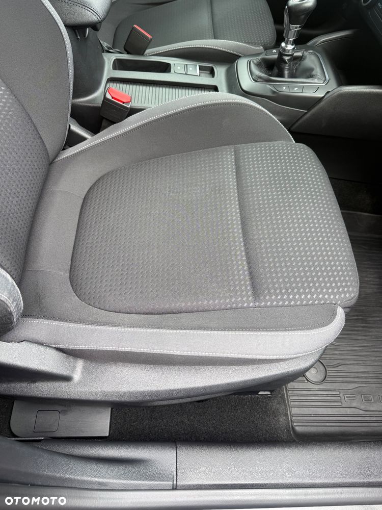 Ford Focus - 22