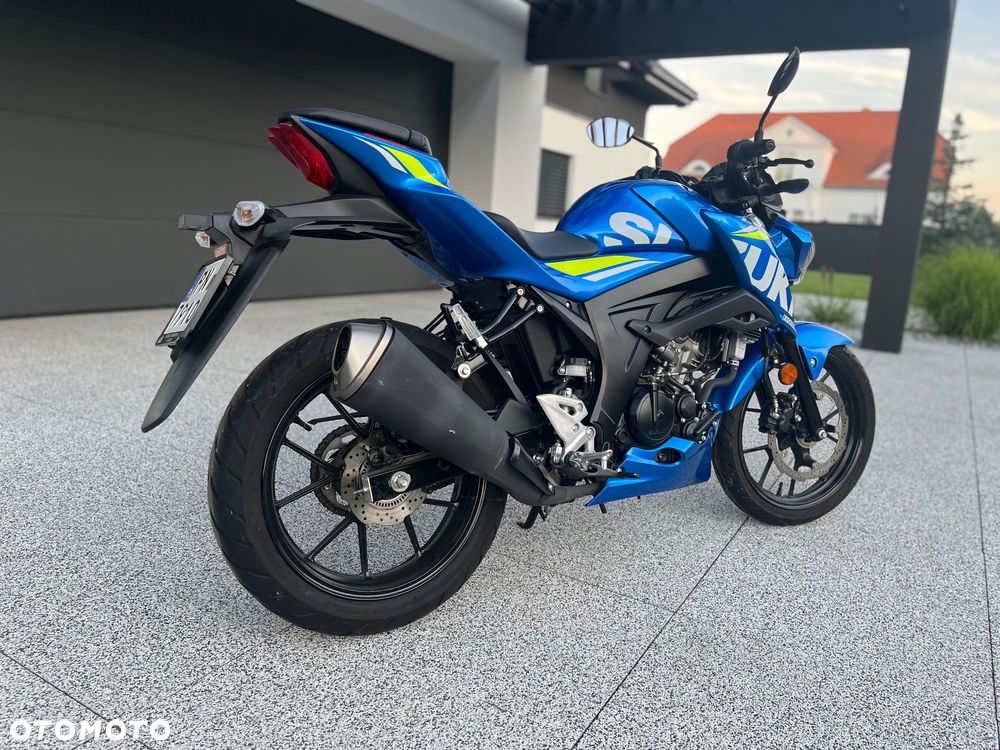 Suzuki GSX - 10