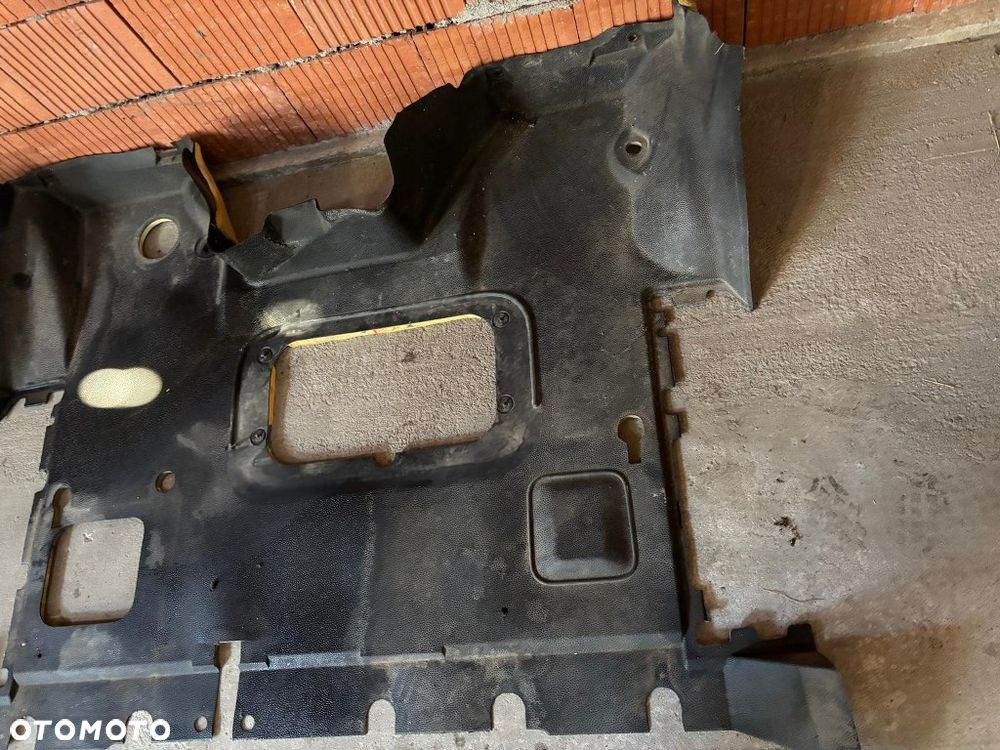 wykładzina gumowa dywan kabiny opel movano II renault master III interstar 2003-2010 - 2
