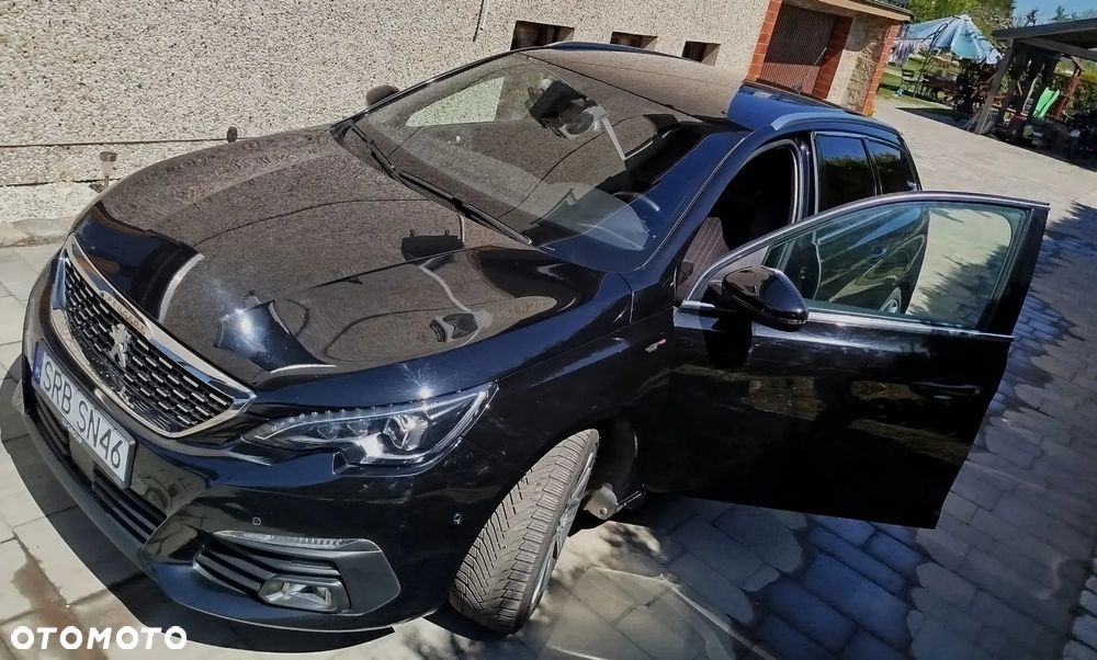 Peugeot 308 ver-puretech-225-eat8-stop-start-gt - 2