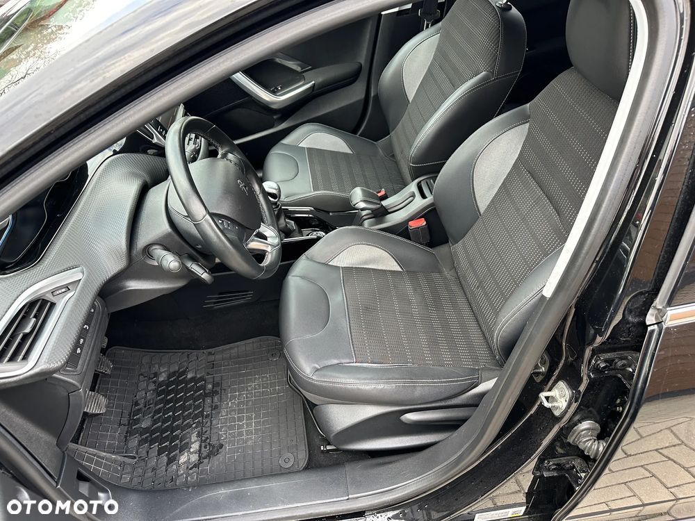 Peugeot 2008 - 19
