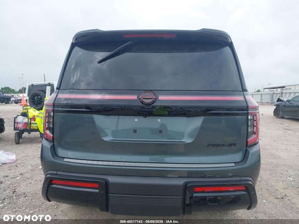 Nissan Armada - 4