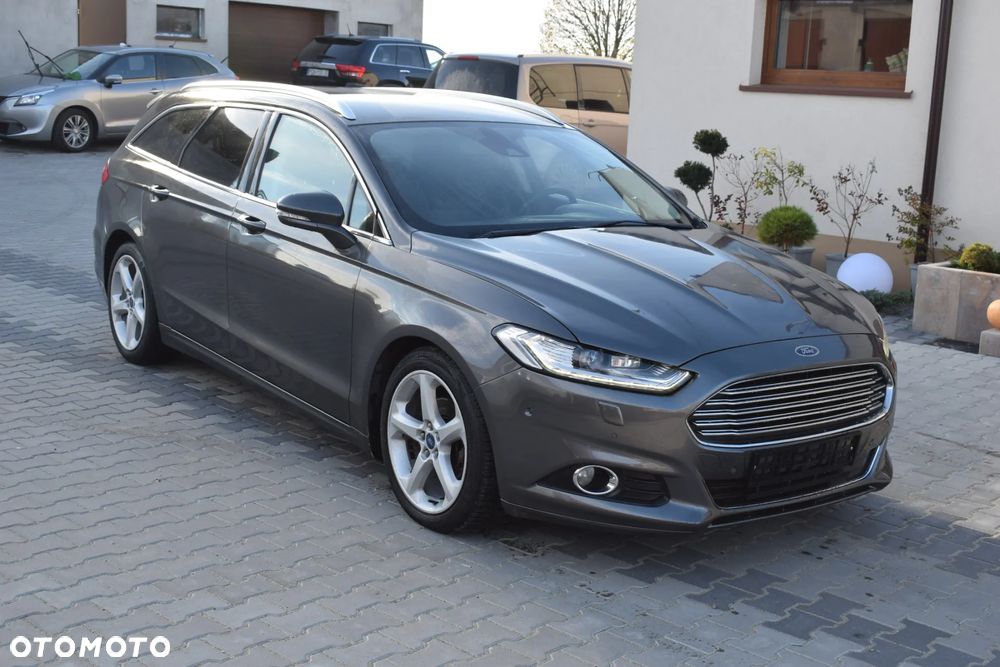 Ford Mondeo 2.0 TDCi Start-Stopp PowerShift-Aut Titanium - 4