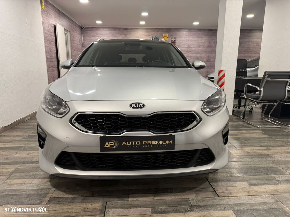 Kia Ceed SW 1.6 CRDi MHEV Drive+SRF - 2