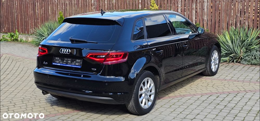 Audi A3 Sportback 1.6 TDI - 4