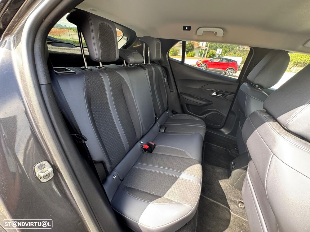 Peugeot 2008 PureTech 130 EAT8 Allure - 15