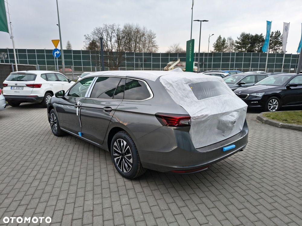 Skoda Superb 2.0 TDI SCR Drive DSG - 5