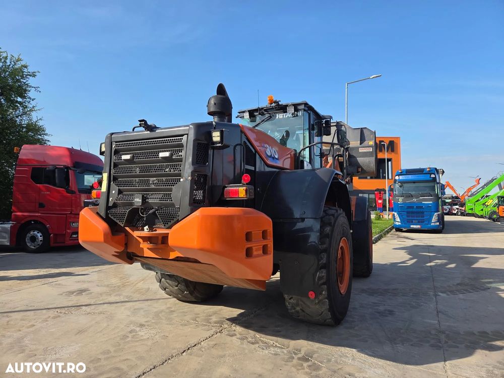 Hitachi ZW310-6, 2020, 6.209ore, CUPA 5mc, CUPLA RAPIDA, virare cu JOYSTICK, Masa operationala 28tone, anv MICHELIN 70%-ok, Gresare automata, camera spate, CANTAR, aer conditionat, STARE FOARTE BUNA, computer romana, posibil leasing 4 ani-PROMOTIE 119.500Eur - 3