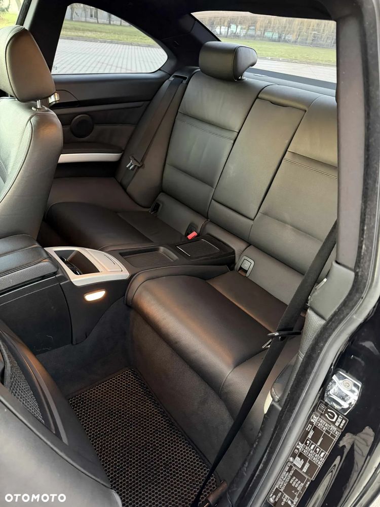 BMW Seria 3 320d DPF Edition Fleet Sport - 12