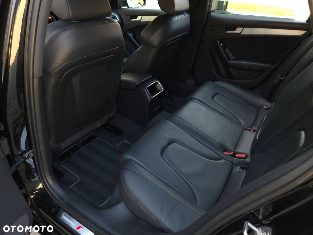 Audi A4 Avant 2.0 TDI DPF multitronic S line Sportpaket - 36