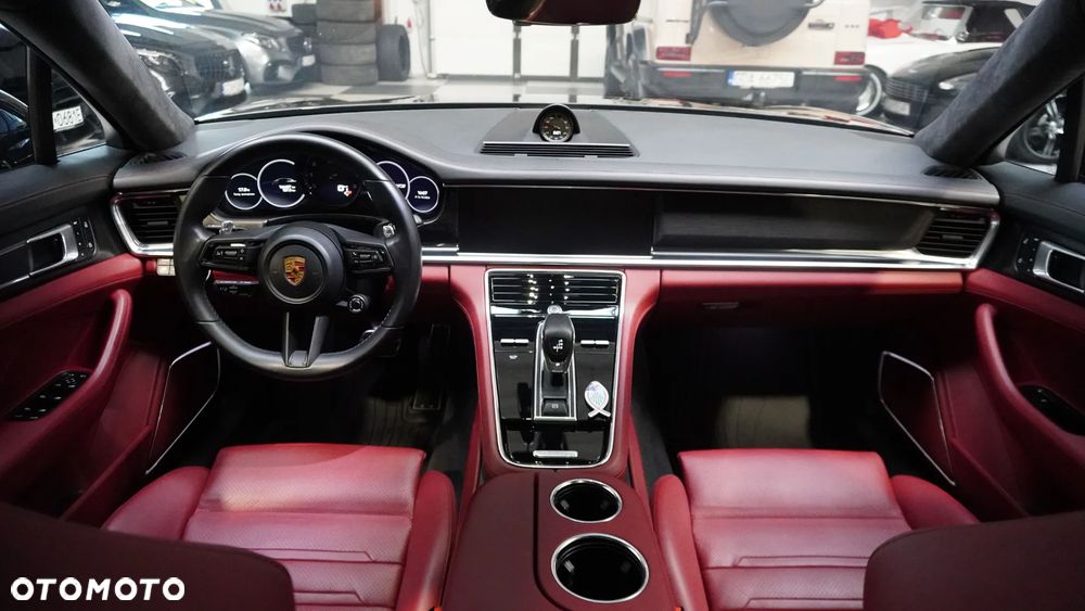 Porsche Panamera GTS - 7