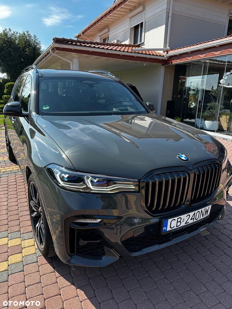 BMW X7 M50d sport - 4