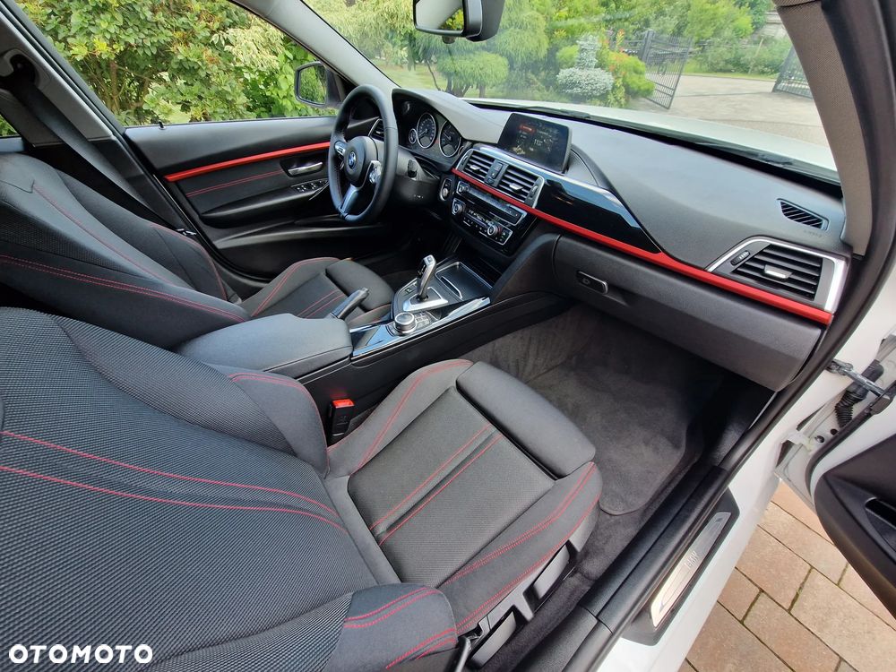 BMW Seria 3 320d Sport Line Shadow sport - 7