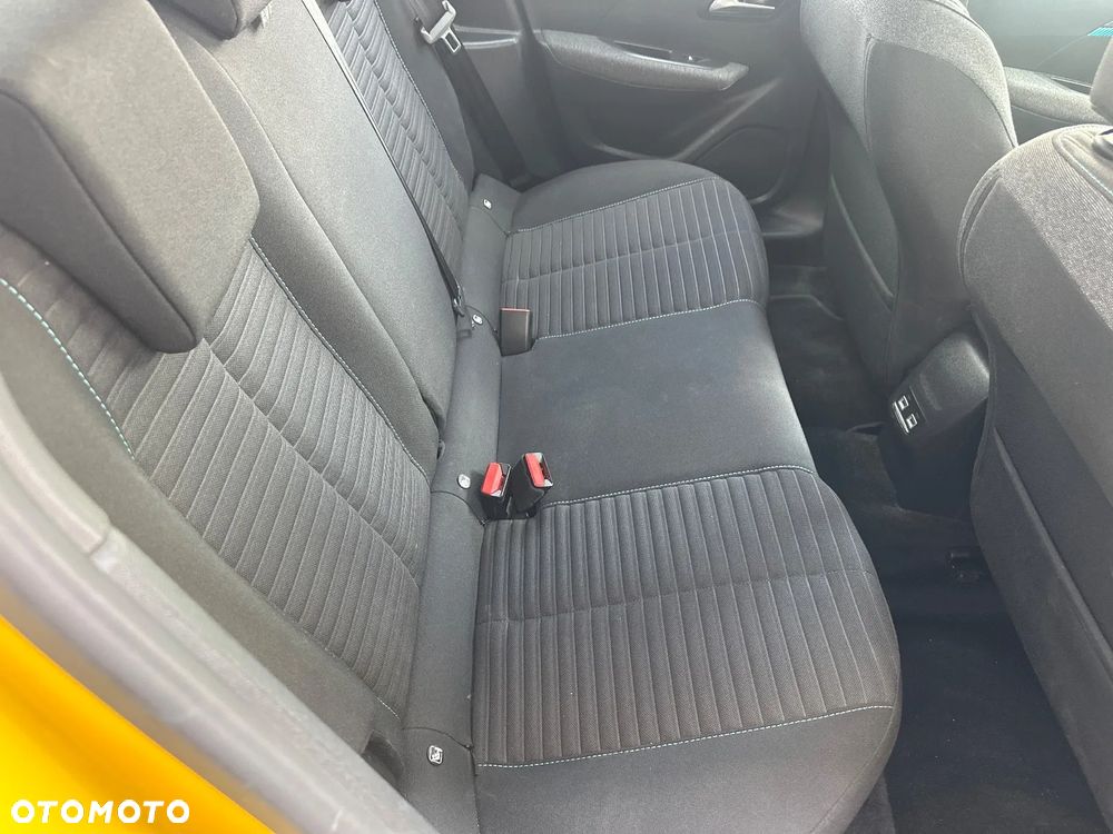 Peugeot 208 Elektromotor 136 Allure+ - 22