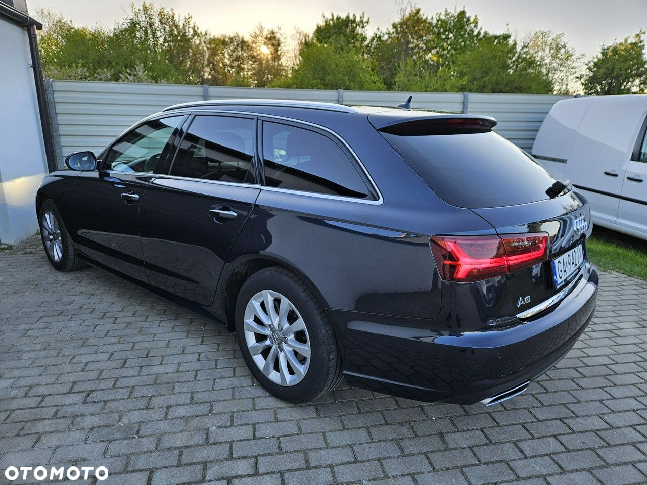 Audi A6 Avant 2.0 TDI Ultra DPF S tronic - 14